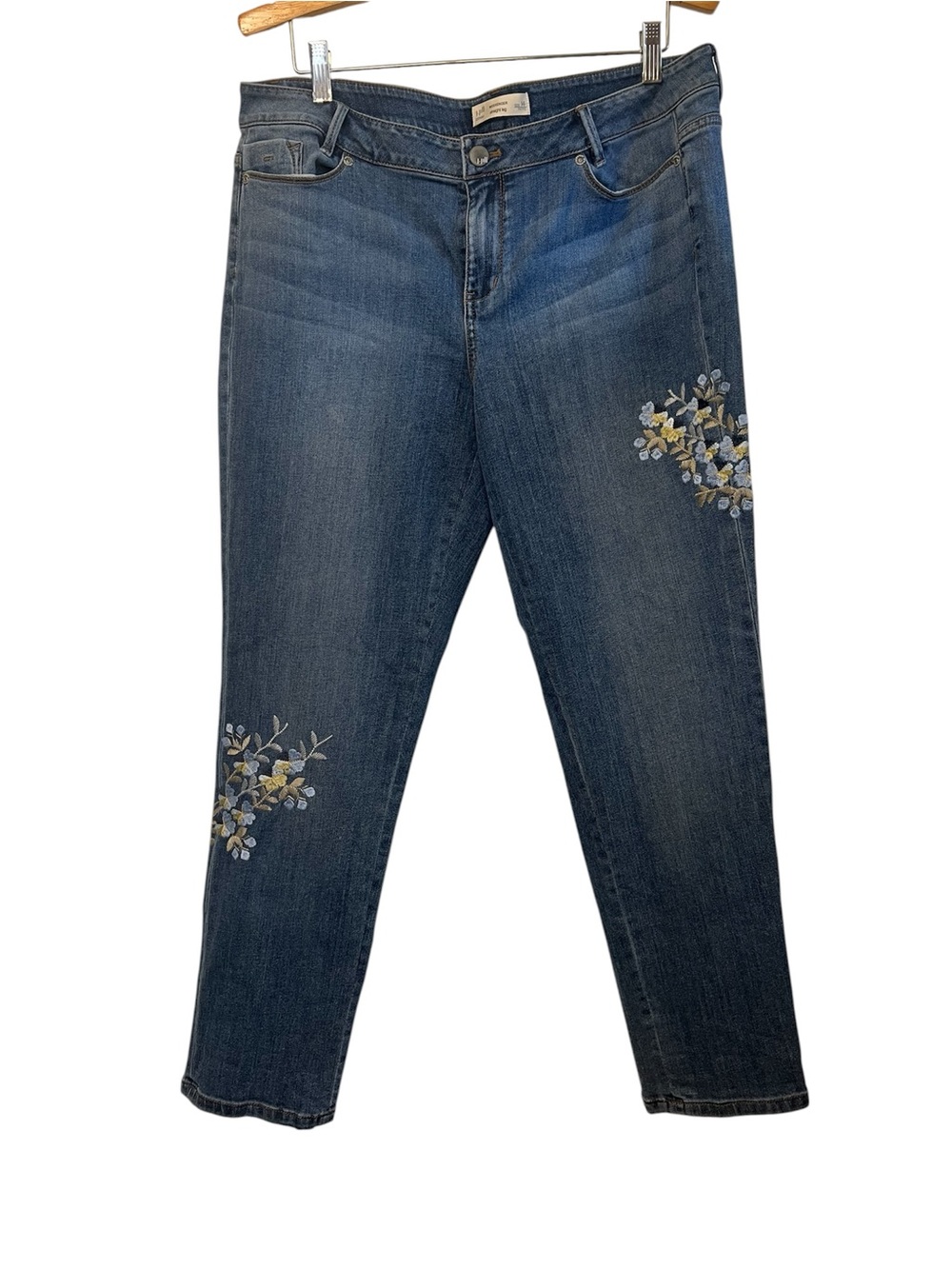 J. Jill Weekender Straight Leg Floral Embroidered Mid Rise Jeans